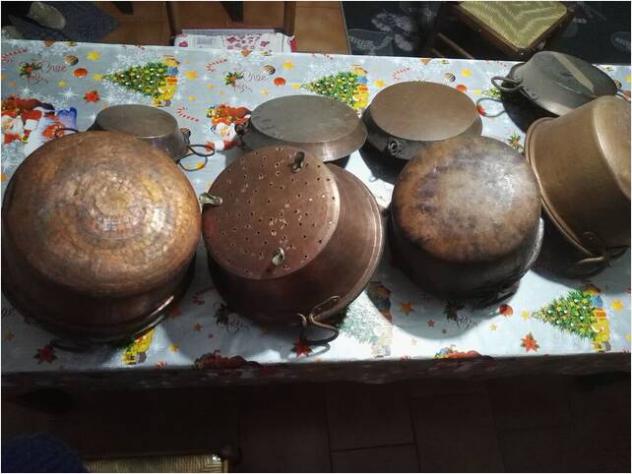 pentoloni e padelle in rame antichissime - Foto 3