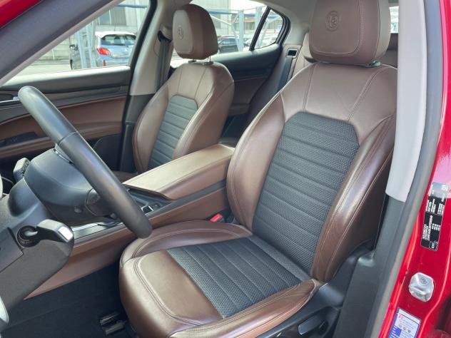 Alfa Romeo Stelvio 2.2 Turbodiesel 180 CV AT8 Q4 Business - Foto 10