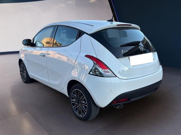 Lancia Ypsilon 1.0 FireFly 5 porte S&S Hybrid Gold - Foto 5