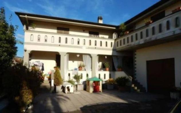 Immobile in asta di 194 m² con più di 5 locali in vendita a Lariano - Foto 2