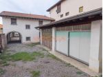 RUSTICO CON PROGETTO APPROVATO, DUE AUTORIMESSE E CORTILE