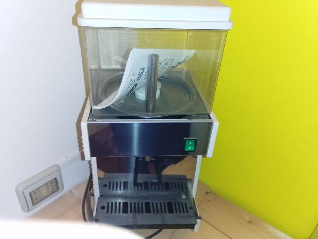 Distributore bevande fresche mai usato - Foto 2