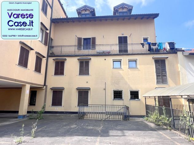 Monolocale ARREDATO in AFFITTO a VARESE (Zona Ospedali) - Foto 3