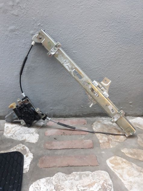 CREMAGLIERA ELETTRICA ORIGINALE ANTERIORE DESTRA HYUNDAI I 10 DAL 2008 AL 2012