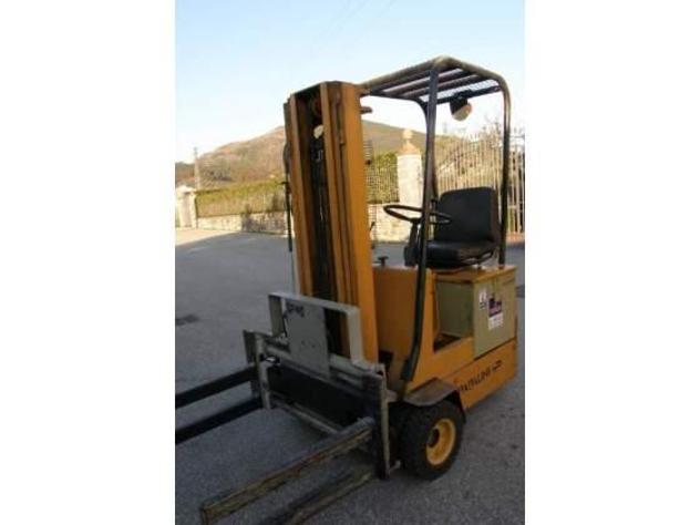 carrelli elevatori e macchinari