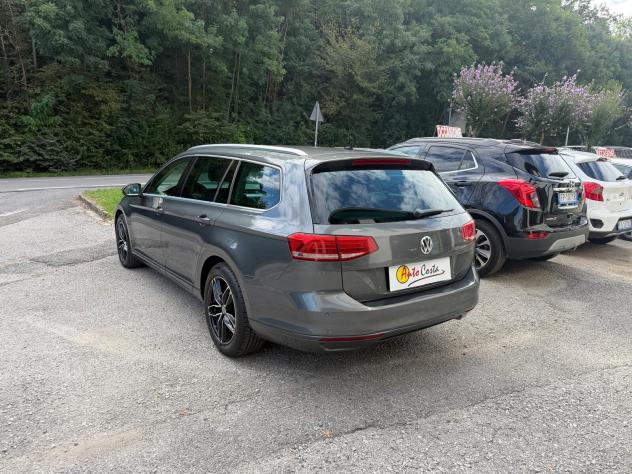 Volkswagen Passat Variant 2.0 TDI DSG Executive BlueMotion Tech. - Foto 5