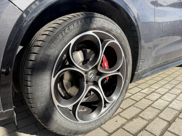 Alfa Romeo Stelvio 2.2 TD 210 CV Veloce AT8 Q4 - Foto 4