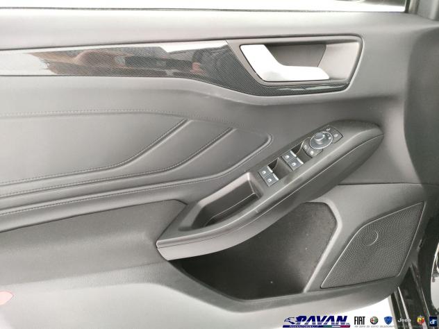 Ford Focus 1.0 EcoBoost Hybrid 155 CV Powershift 5p. ST-Line - Foto 10