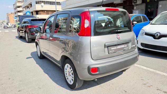 Fiat Panda 1.0 FireFly S&S Hybrid City Life LED PDC - Foto 4