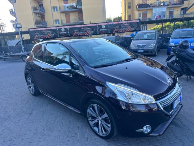 Peugeot 208 1.6 e-HDi 115 CV Stop&Start 3 porte XY - Foto 2