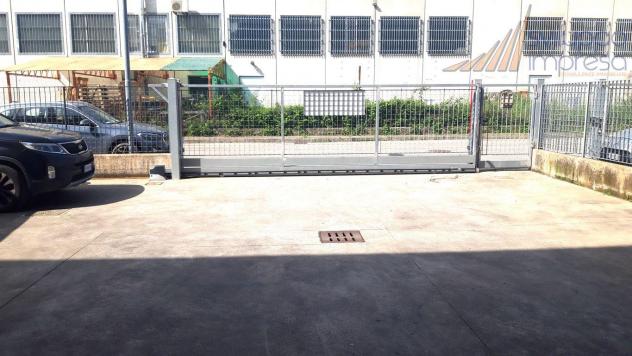 CAPANNONE DI RECENTE COSTRUZIONE IN VENDITA A CAMBIAGO - Foto 10