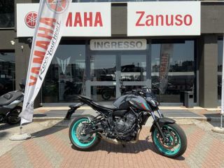 Yamaha MT-07 Akrapovic pochi chilometri