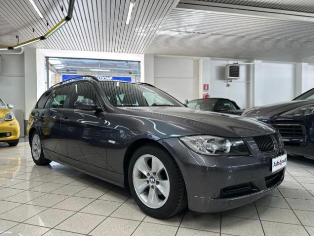 BMW 318 i cat Touring MSport rif. 24055748
