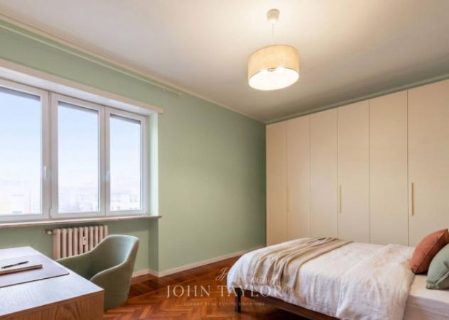 Appartamento di 165 m² con 5 locali e box auto in vendita a Milano - Foto 4