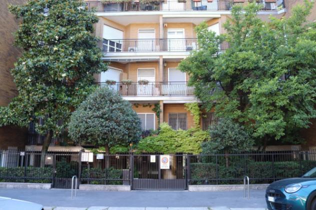 Appartamento di 68 m² con 2 locali in affitto a Milano