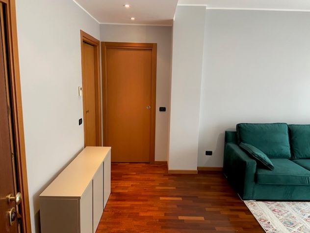 Bilocale 70mq arredato con terrazzo e box auto — Santa Giulia Milano — Luglio 20 - Foto 4