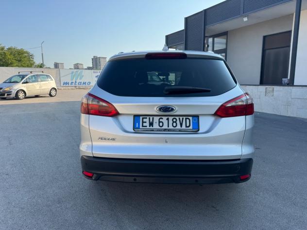Ford Focus 1.6 TDCi 115 CV SW Titanium - Foto 9