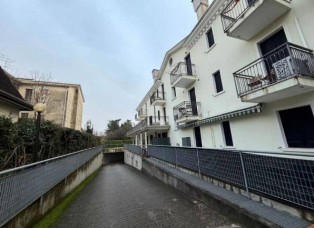 Immobile in asta di 74 m², box auto in vendita a Meolo - Foto 2
