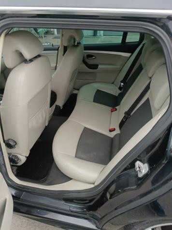 Saab 9-3 SportHatch 1.9 TiD DPF Linear - Foto 10