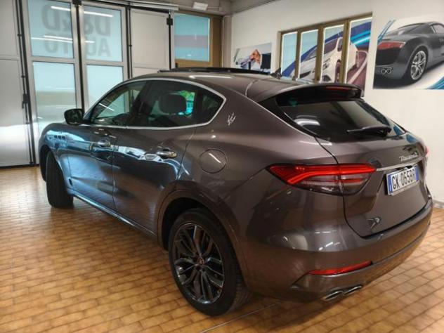 MASERATI Levante 2022 HYBRID 4X4 DA 330 CV TETTO APRIBILE rif. 24102297 - Foto 9