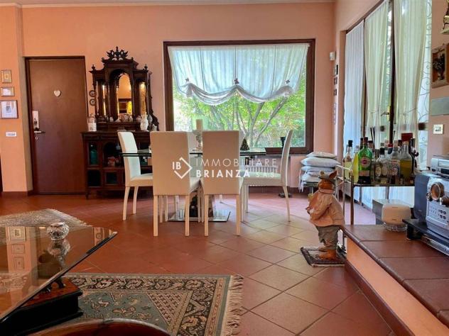 ARCORE: IN VENDITA VILLA SINGOLA CON TERRAZZO E GIARDINO PRIVATO. - Foto 8