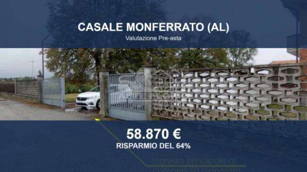 Immobile in asta di 148 m² con più di 5 locali e box auto in vendita a Casale Monferrato