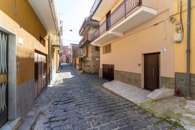 Singola in vendita a Motta Sant'Anastasia - Foto 3