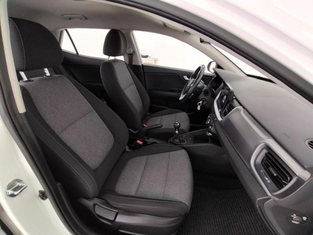 Kia Stonic 1.2 DPI Urban - Foto 3