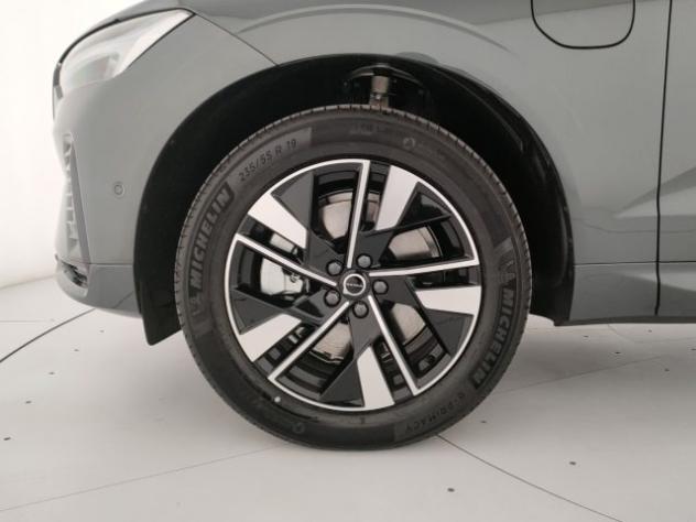 VOLVO XC60 T6 Plug-in hybrid AWD aut. Plus Dark - Autocarro rif. 23503549 - Foto 8