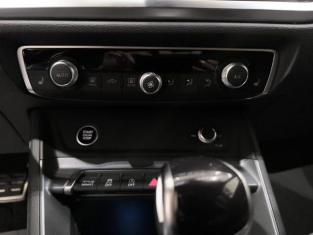 AUDI Q3 SPB 35 TDI 150CV Black Line S Tronic S Line rif. 24183544 - Foto 10