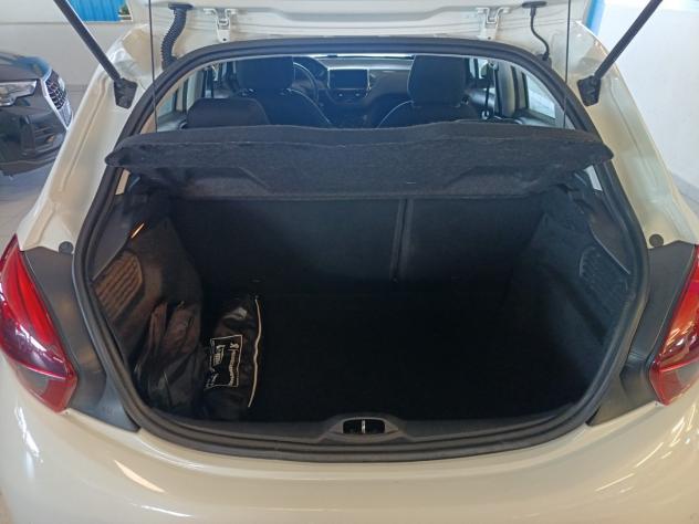 Peugeot 208 ALLURE PureTech 82cv GPL - Foto 5