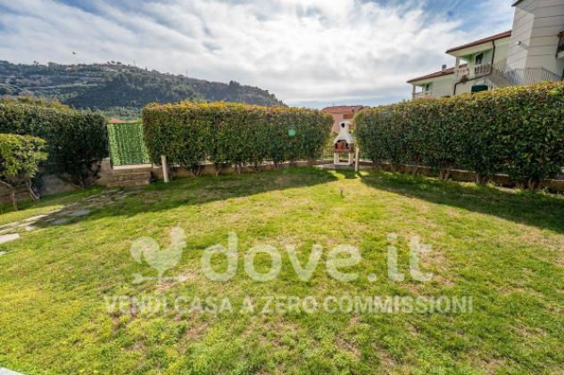 Appartamento di 84 m² con 3 locali e box auto in vendita a Taggia - Foto 2
