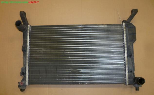 RADIATORE 1.5 BZ A1695000604 MERCEDES Classe A (W169/C169)  Raffreddamento  Termico  Raffredamento  Radiatore acqua MERCEDES - Classe A - 01-10-2004 -