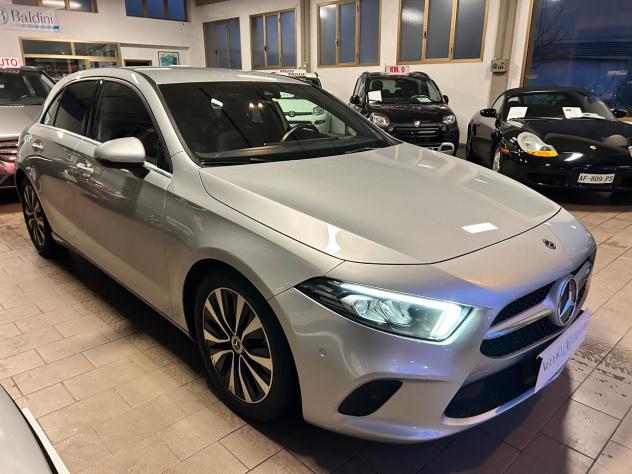 MERCEDES Classe A (W177) A 180 d Automatic Business Extra - Foto 6