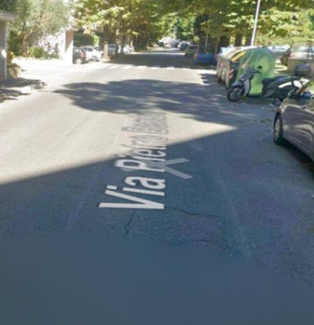 Immobile in asta di 75 m², box auto in vendita a Roma