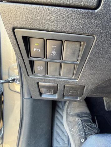TOYOTA - Hilux - 2.4 D-4D 4wd - Foto 9