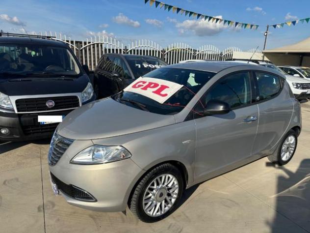 LANCIA Ypsilon 1.2 69 CV 5P GPL Ecochic Gold rif. 23888015
