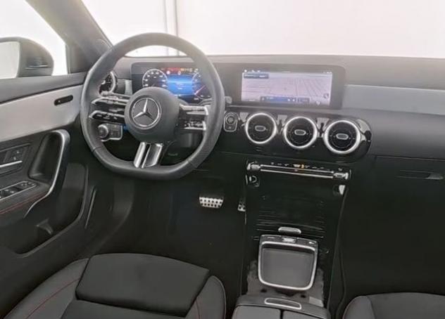 Mercedes-Benz Classe A A 180 Premium AMG LED NAVI - Foto 6