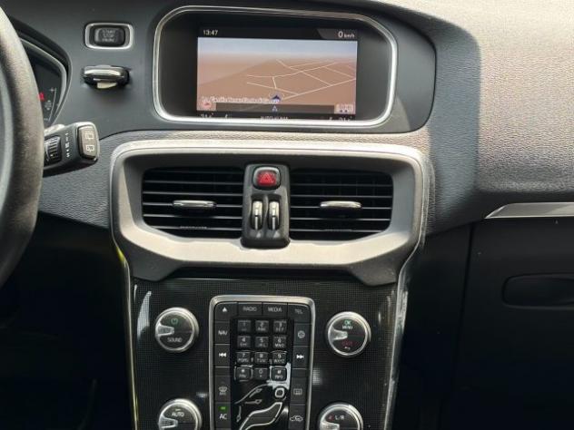 VOLVO V40 D2 Momentum rif. 23944725 - Foto 8