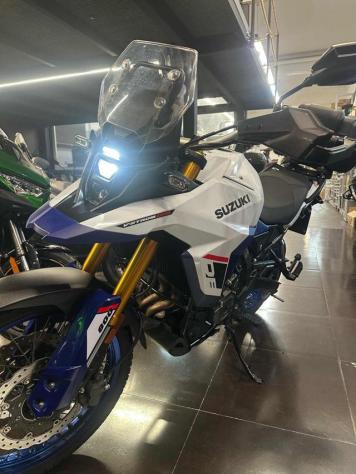 SUZUKI V-Strom 800DE valigie rif. 24098400 - Foto 8