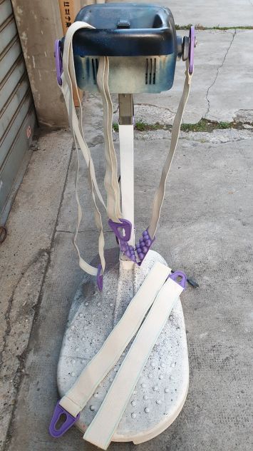 PEDANA MASSAGGIANTE CON FASCE. - Foto 4