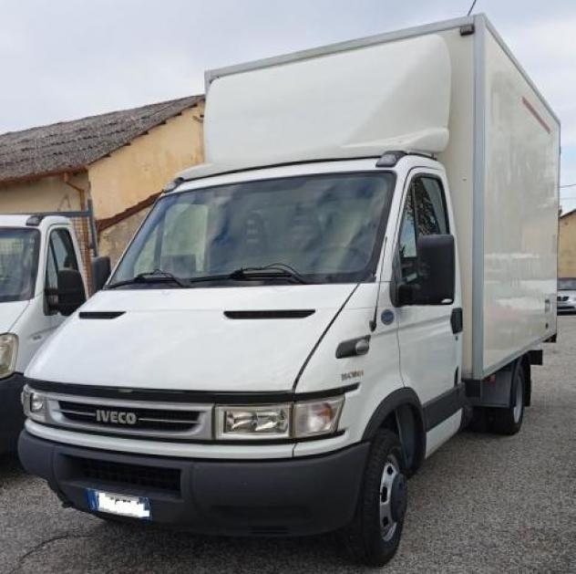IVECO DAILY 35C10 - Foto 2