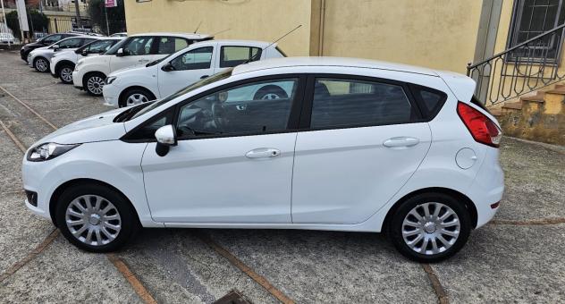 Fiesta 1.5 TDCI 75 CV TAGLIANDATA GARANZIA PERMUTE - Foto 9