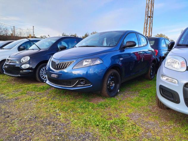 Lancia Ypsilon 1.0 FireFly 5 porte S&S Hybrid Silver - Foto 6