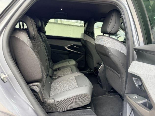 NEW Peugeot 5008 Hybrid 145 e-DCS6 Allure Pack#RETROCAMERA! - Foto 9