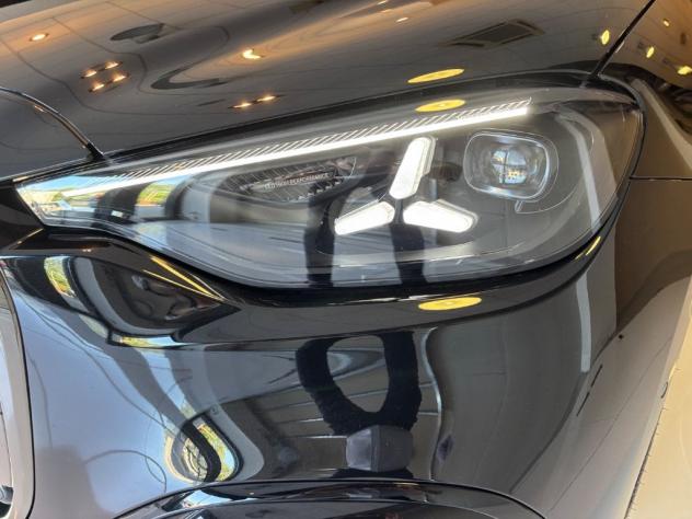 Mercedes-Benz Classe C elettrica W520 C 400 4MATIC con tecnologia EQ - Foto 3