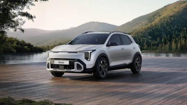 KIA Stonic 1.0 T-GDi 100 CV Urban rif. 24043854