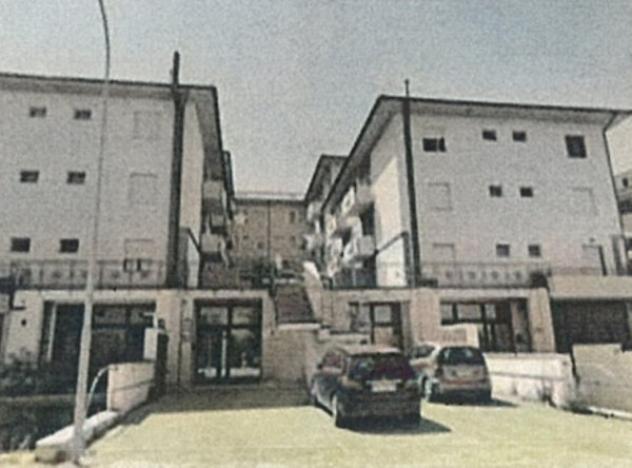 Immobile in asta di 780 m² con più di 5 locali in vendita a Camerino - Foto 7
