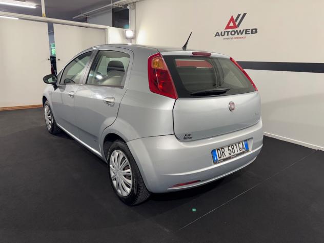 Fiat Grande Punto 1.3 MJT 90 CV 5 porte Emotion - Foto 6