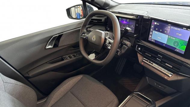 Renault Clio 1.8 full hybrid E-Tech Evolution 160cv auto - Foto 7